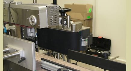 Round Bottle Labeling Machine LabelOn™ Modular